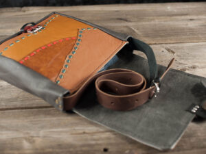 Skórzana torba listonoszka A4 handmade Śladem Kota
